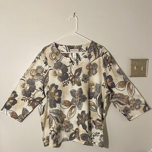Alfred Dunner NWT Women’s 3X Blouse Neutral Floral 3/4 Sleeve Split Neck Design